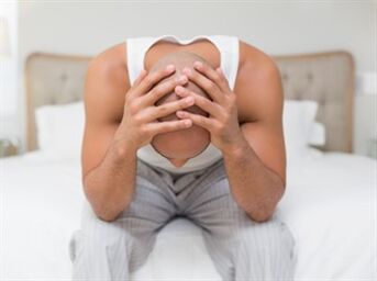 L'impotenza negli uomini è una deplorevole conseguenza delle ricadute di prostatite cronica